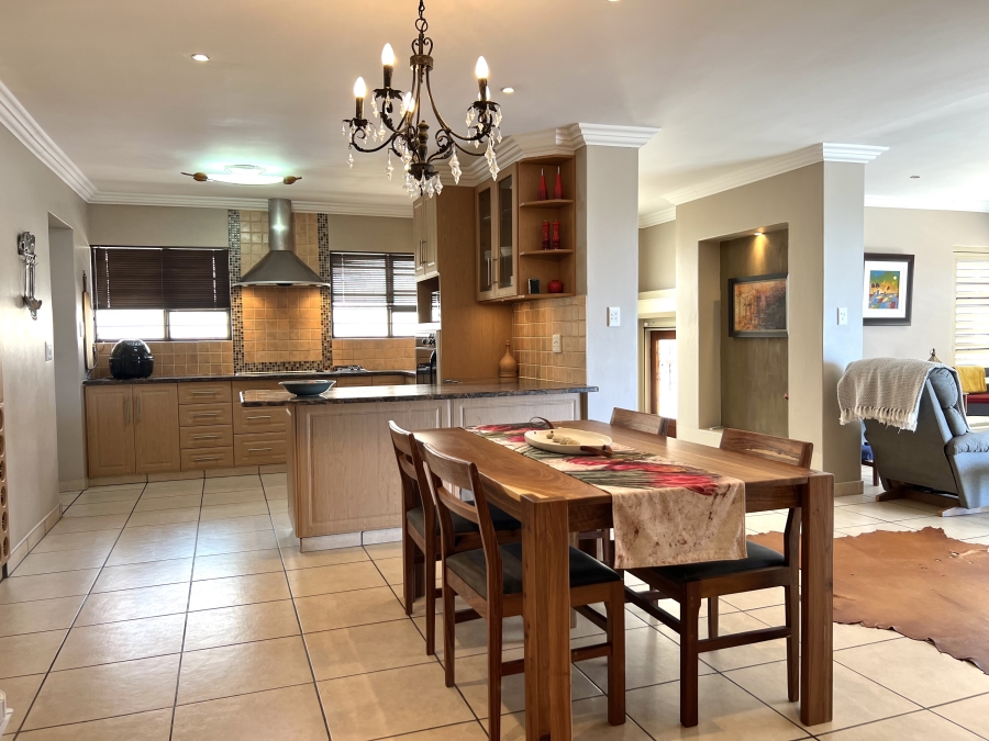 3 Bedroom Property for Sale in Wavecrest Eastern Cape